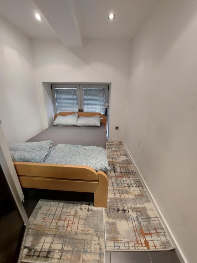 Hostel Inn Downtown Belgrado Quarto foto